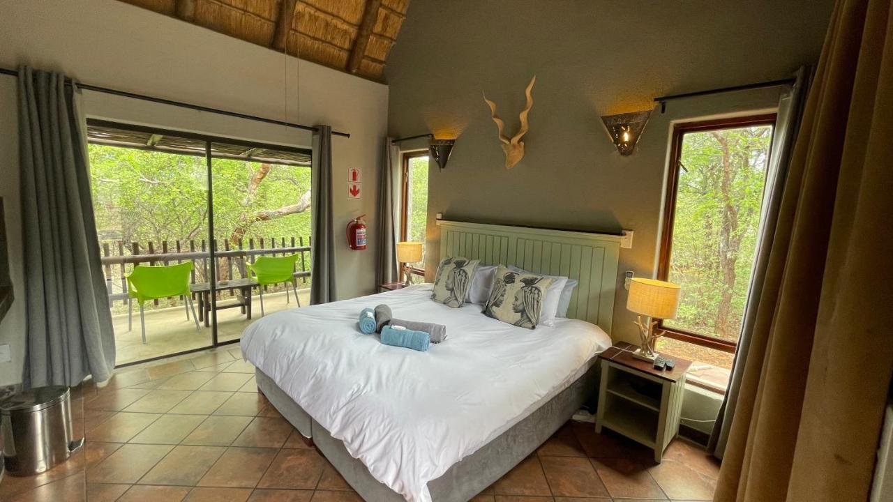 Ujabule Lodge Hoedspruit Exterior photo