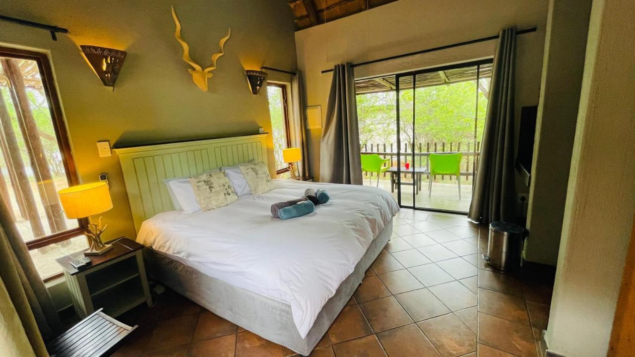 Ujabule Lodge Hoedspruit Exterior photo