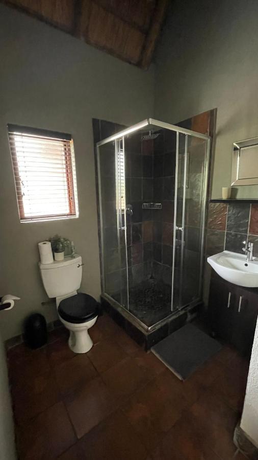 Ujabule Lodge Hoedspruit Exterior photo